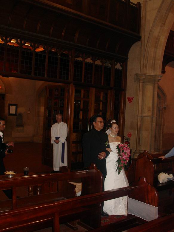V katedrale v Adelaide jsme se nachomytli ke svatbe
