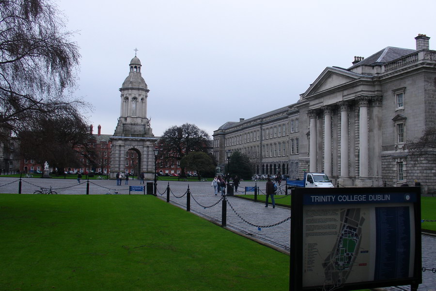 Nadvori dublinske university Trinity College