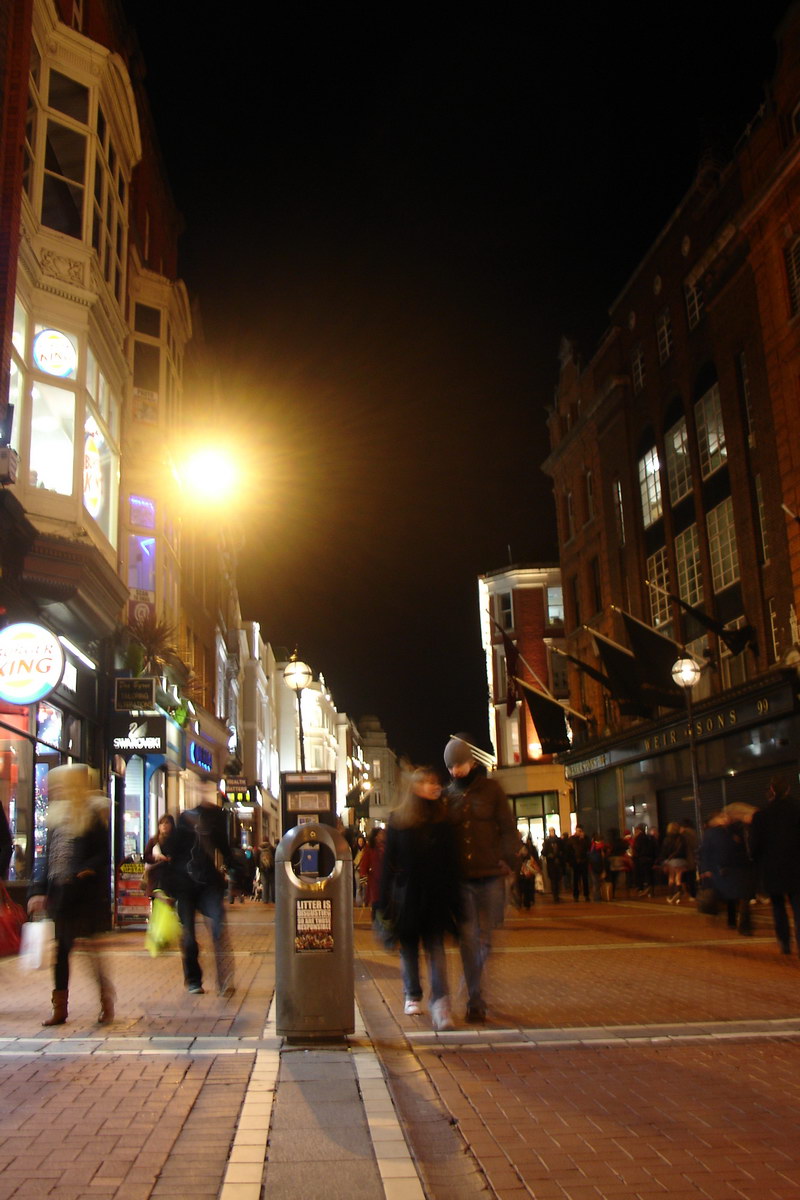 Grafton Street v noci