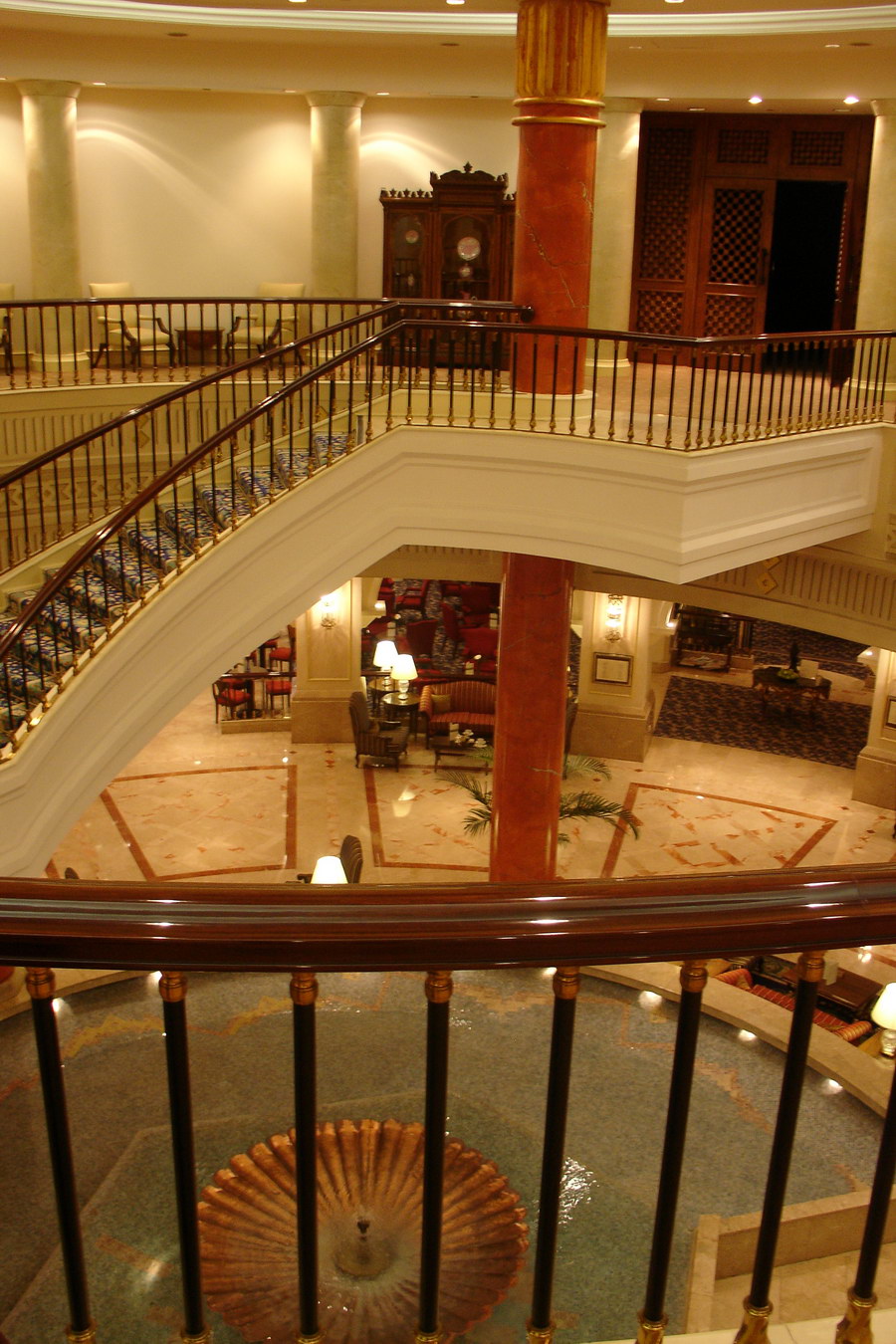 Hotel Conrad Istanbul lobby