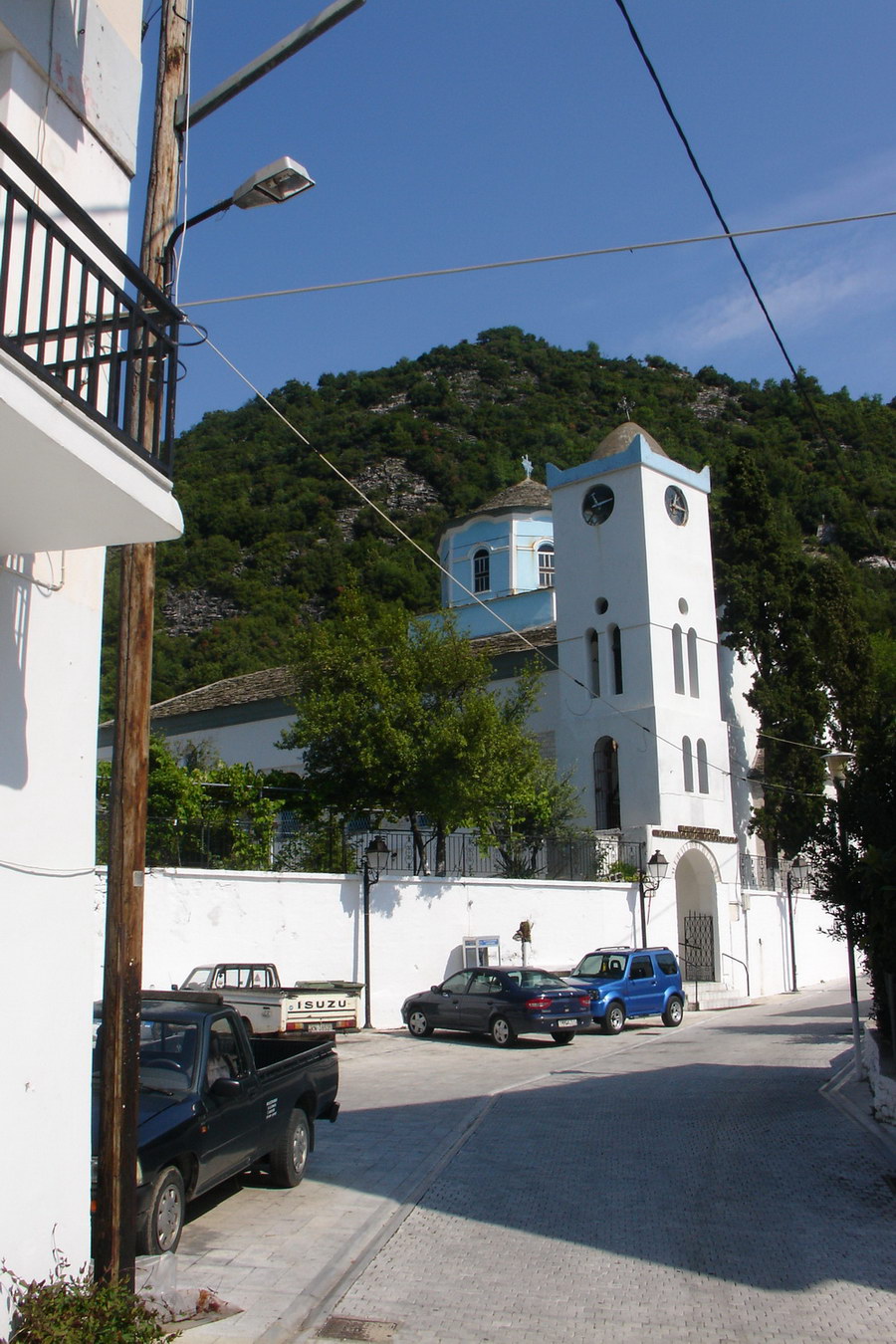 Recko katolicky kostel v horske vesnici Panagia.